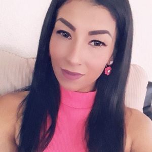 Meet your Posher, Monica